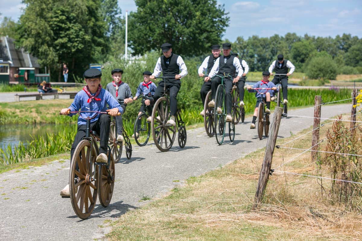 Veenpark: 'Dag van de Fiets' met fietstocht langs het Smeulveen en de Losser  Böggelrieders – Klazienaveen Lokaal