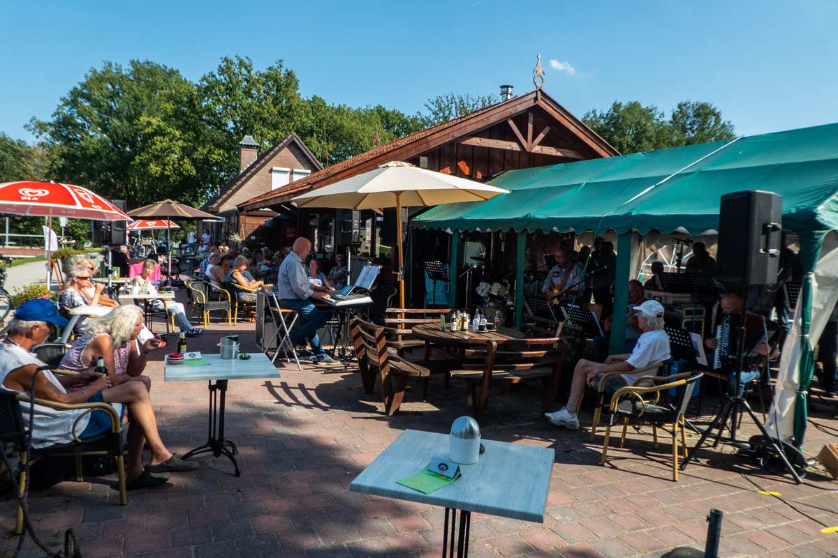 De-Groene-Trambrug_2019-Roeglanders-(38)