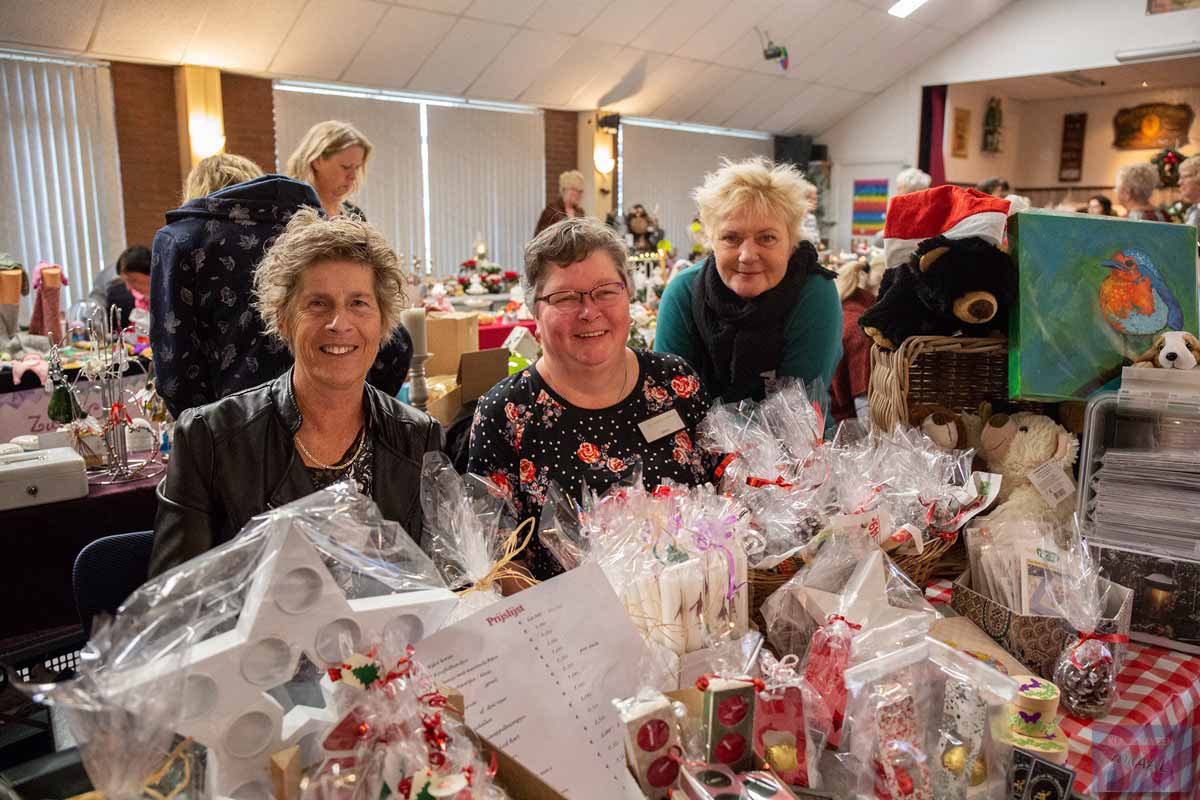 Drie vrijwilligsters Sigrid's Garden