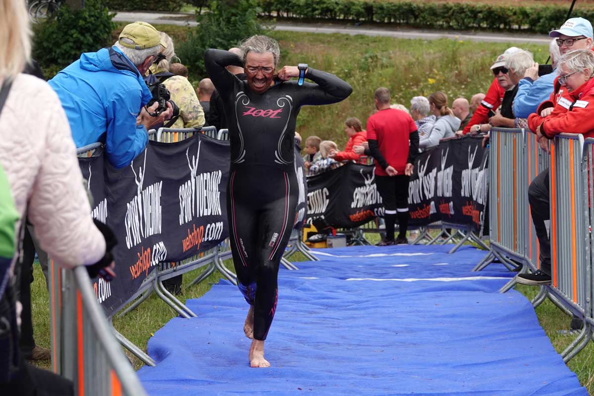 Triathlon_2022_zwemmen-01403W