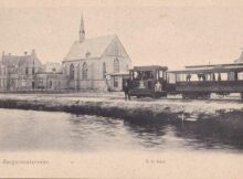 Tram-bij-RK-Kerk-Klazienaveen