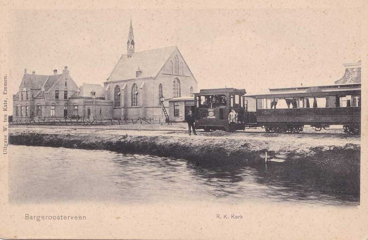 Tram-bij-RK-Kerk-Klazienaveen