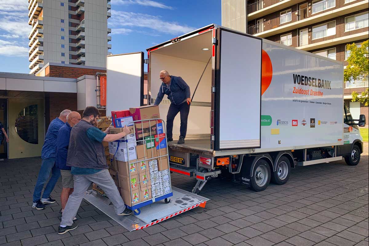 Koelvrachtwagen-Voedselbanken