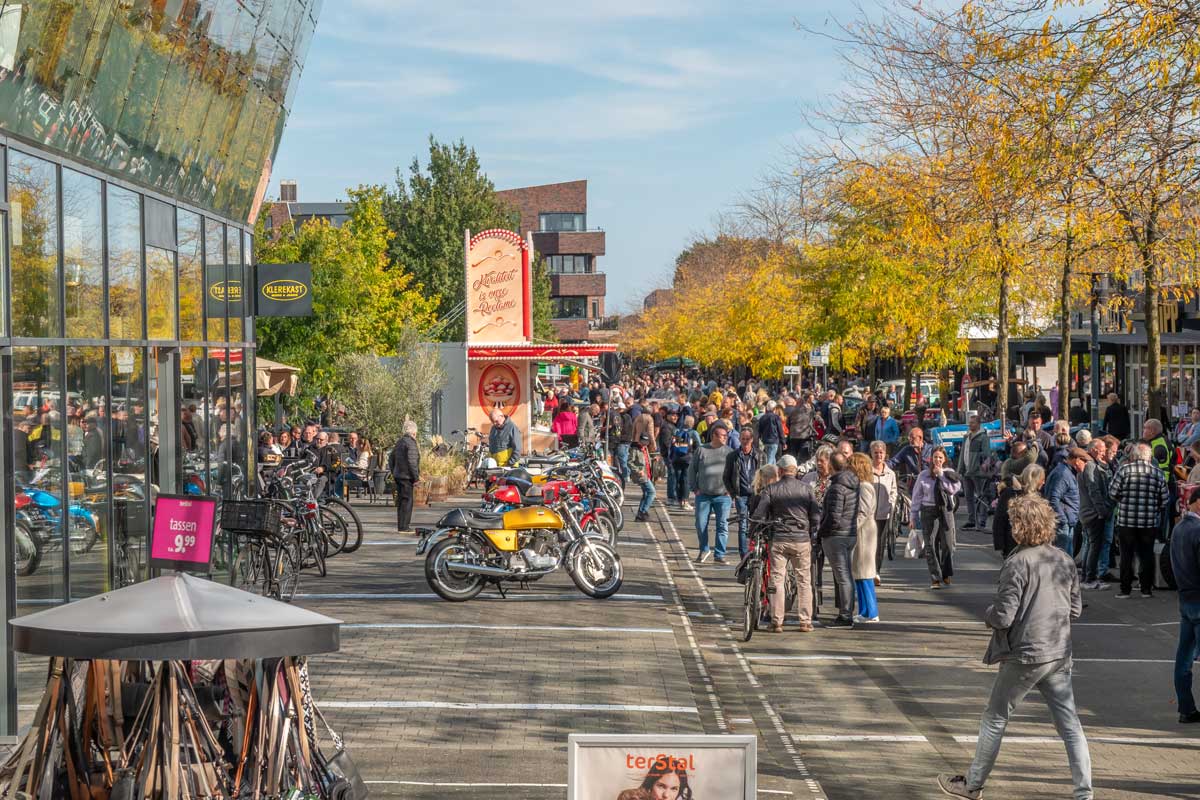 Herfst-koopzondag-Klazienaveen-centrum-2024_FHL5670W