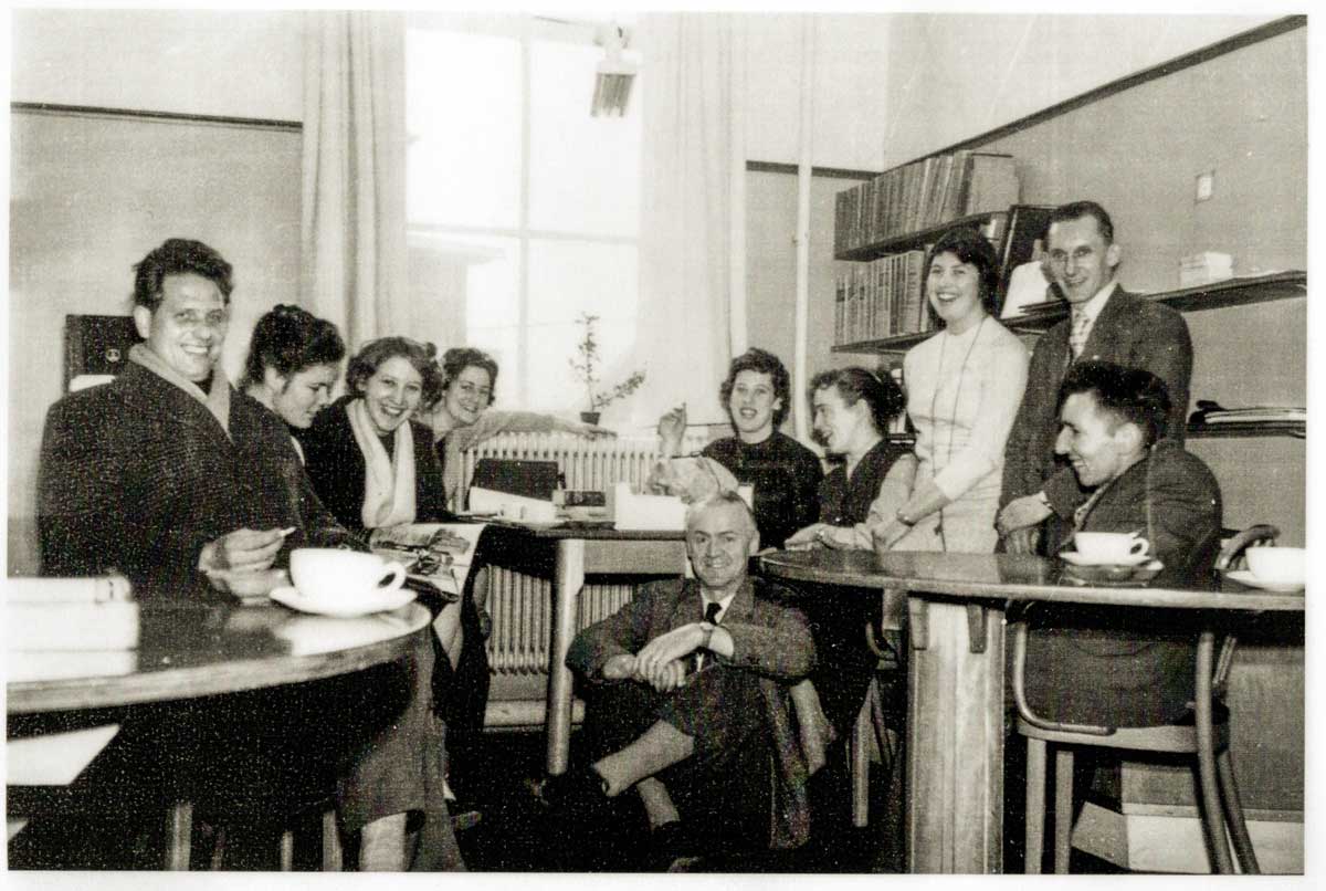 Personeel-rond-1960-in-KerkpadWeb