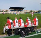 Old-Stars-bank-zittenW