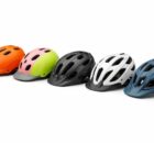 Verschillende-fietshelmstijlen-in-kleurenspectrum